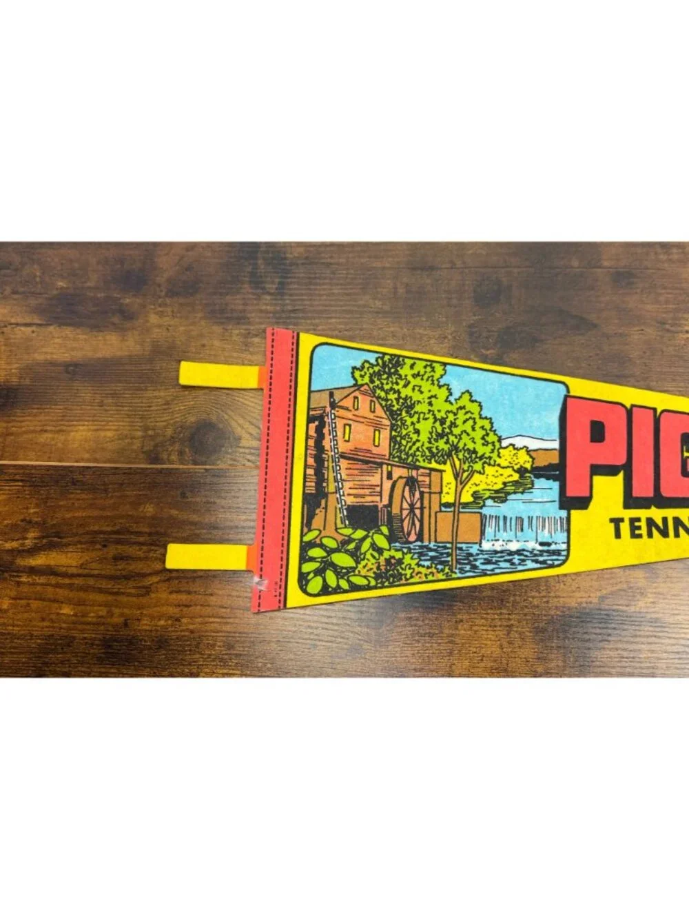 Vintage Pigeon Forge Tennessee Felt Pennant Souvenir 25 inches